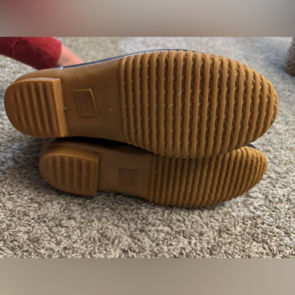 Land’s End Duck Boots - Picture 7 of 7